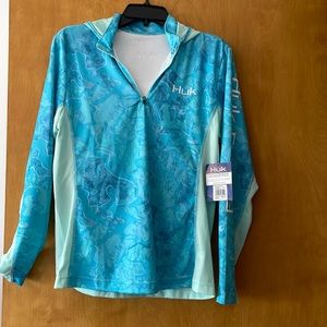 HUK Fishing NWT Women’s Large Icon X Blue Camo Hoodie